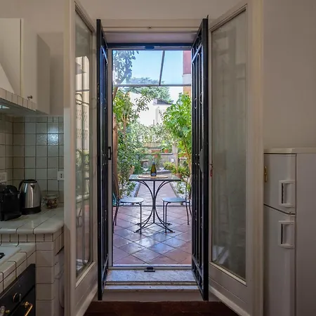 Apartment Centro Pochi Minuti - Con Giardino Privato *